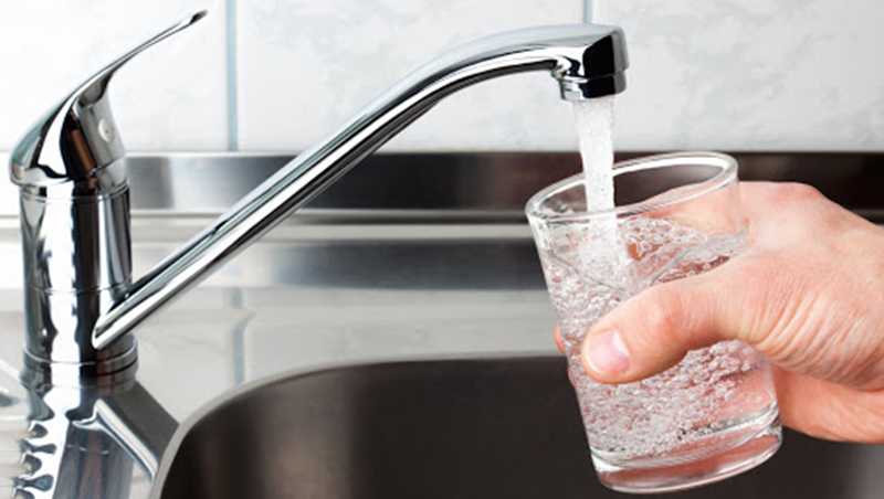 coronavirus l'acqua del rubinetto può essere pericolosa?